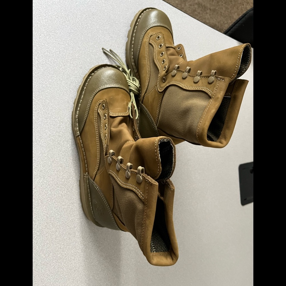 New without box Danner USMC Vibram boot…